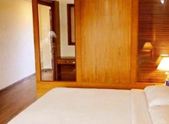 Meuse Jupiter Business And Luxury Hotel Nashik Habitación foto